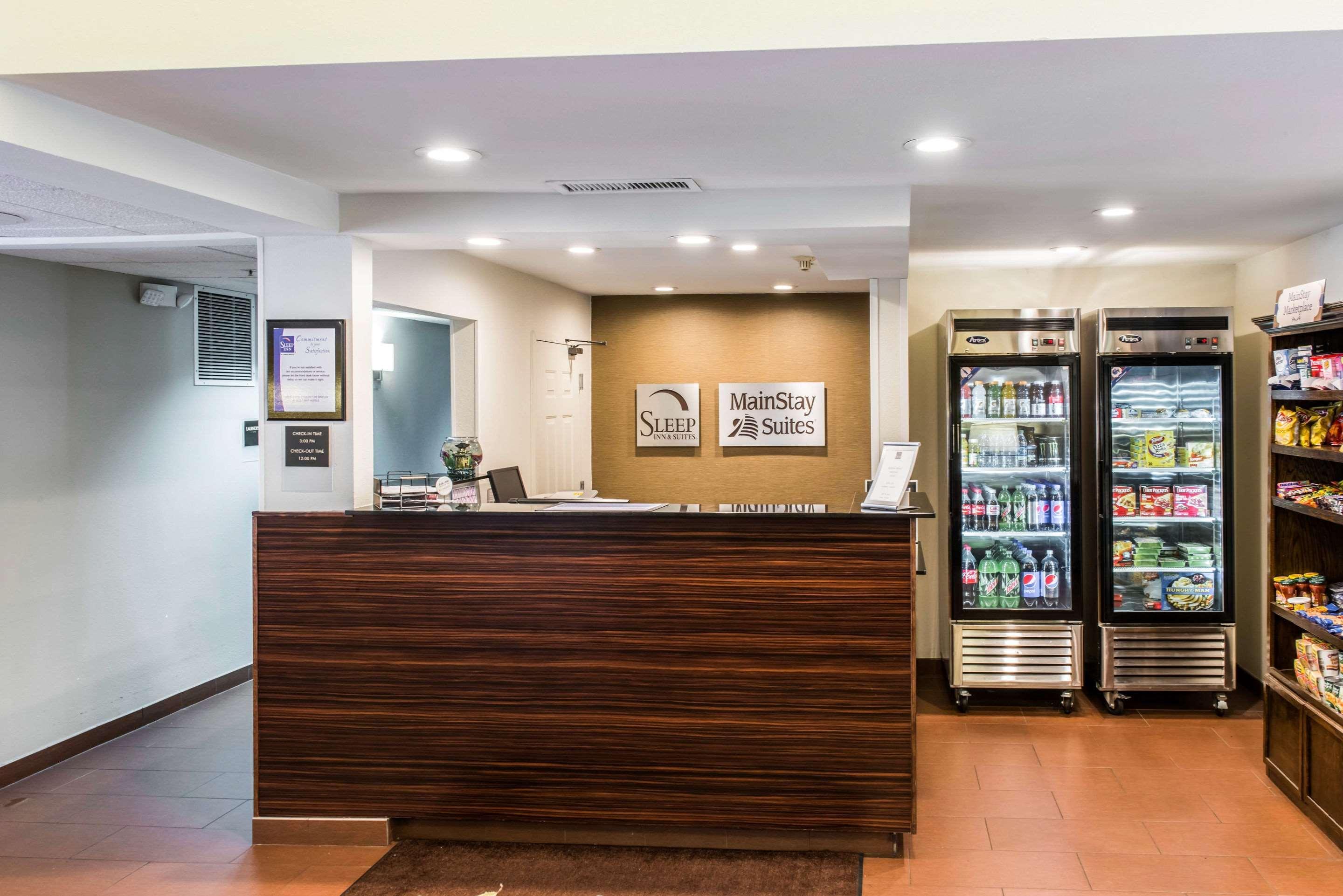 匹兹堡机场柱石套房酒店 伊姆派瑞尔 外观 照片